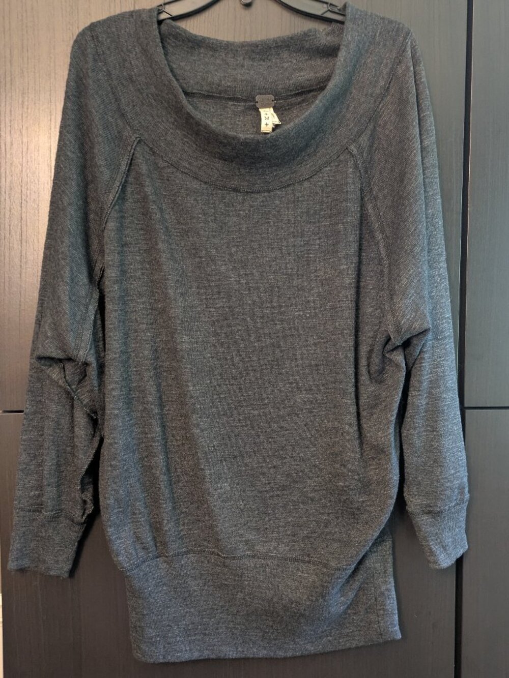 We the Free Charcoal Gray Off-The-Shoulder Boat Neck Top Sz M